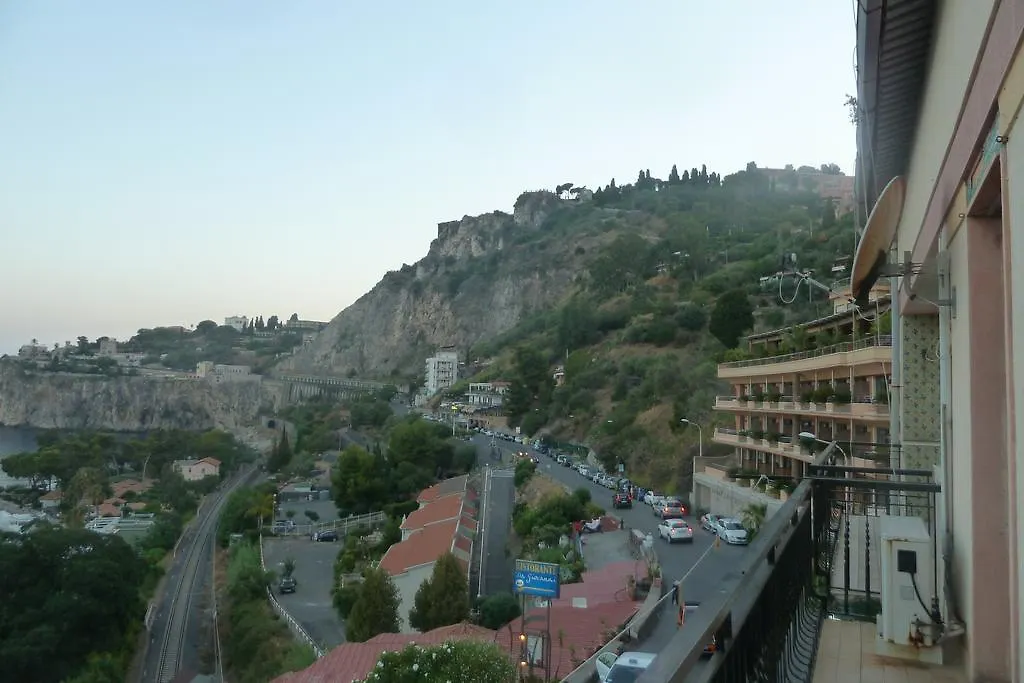 Mazzaro Isola Bella Apartment Taormina