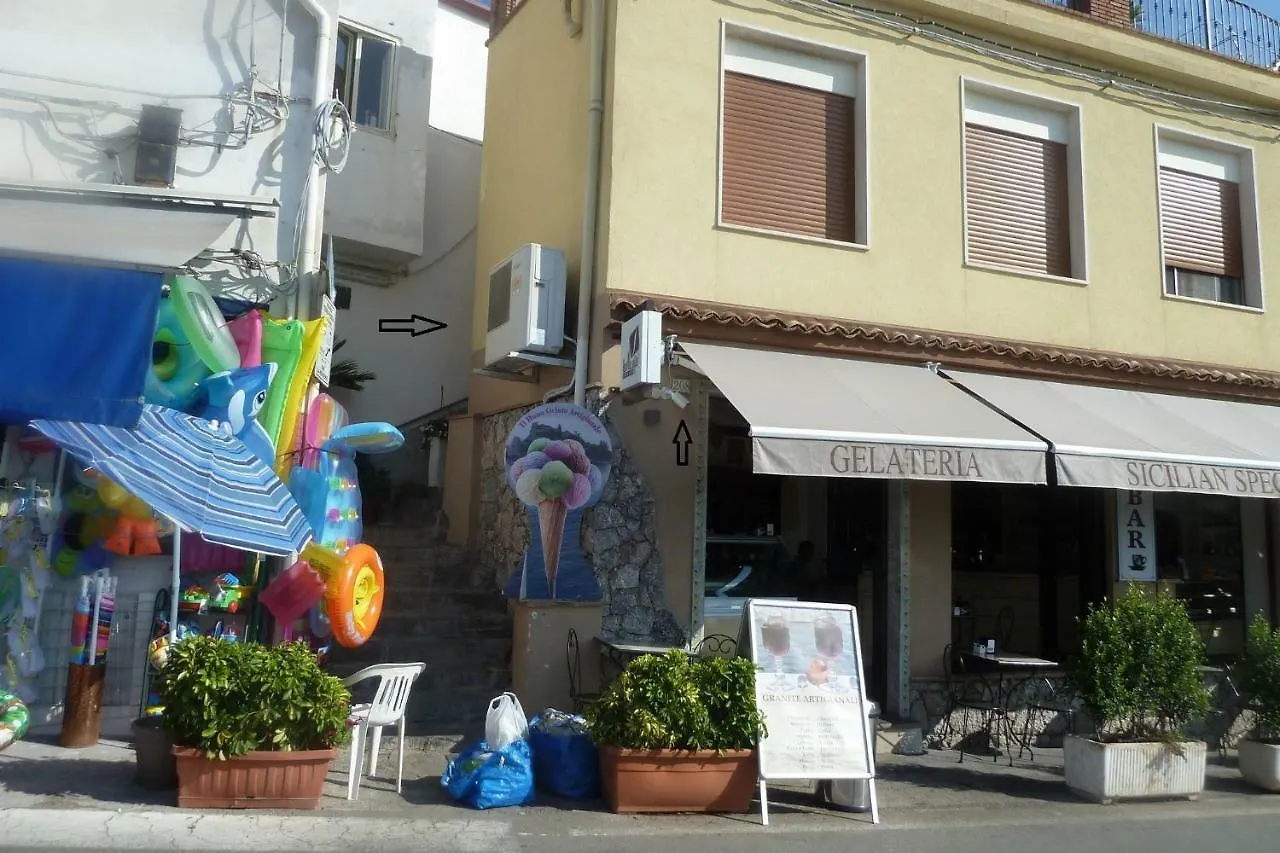 Mazzaro Isola Bella Apartment Taormina 0*,